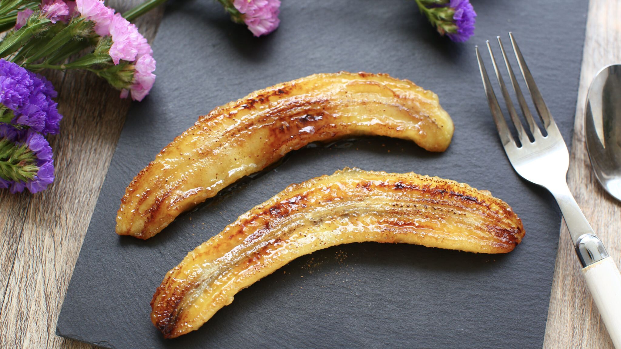 こんがりとろ甘！焼きバナナのフライパンレシピ。バターのコクで旨さUP