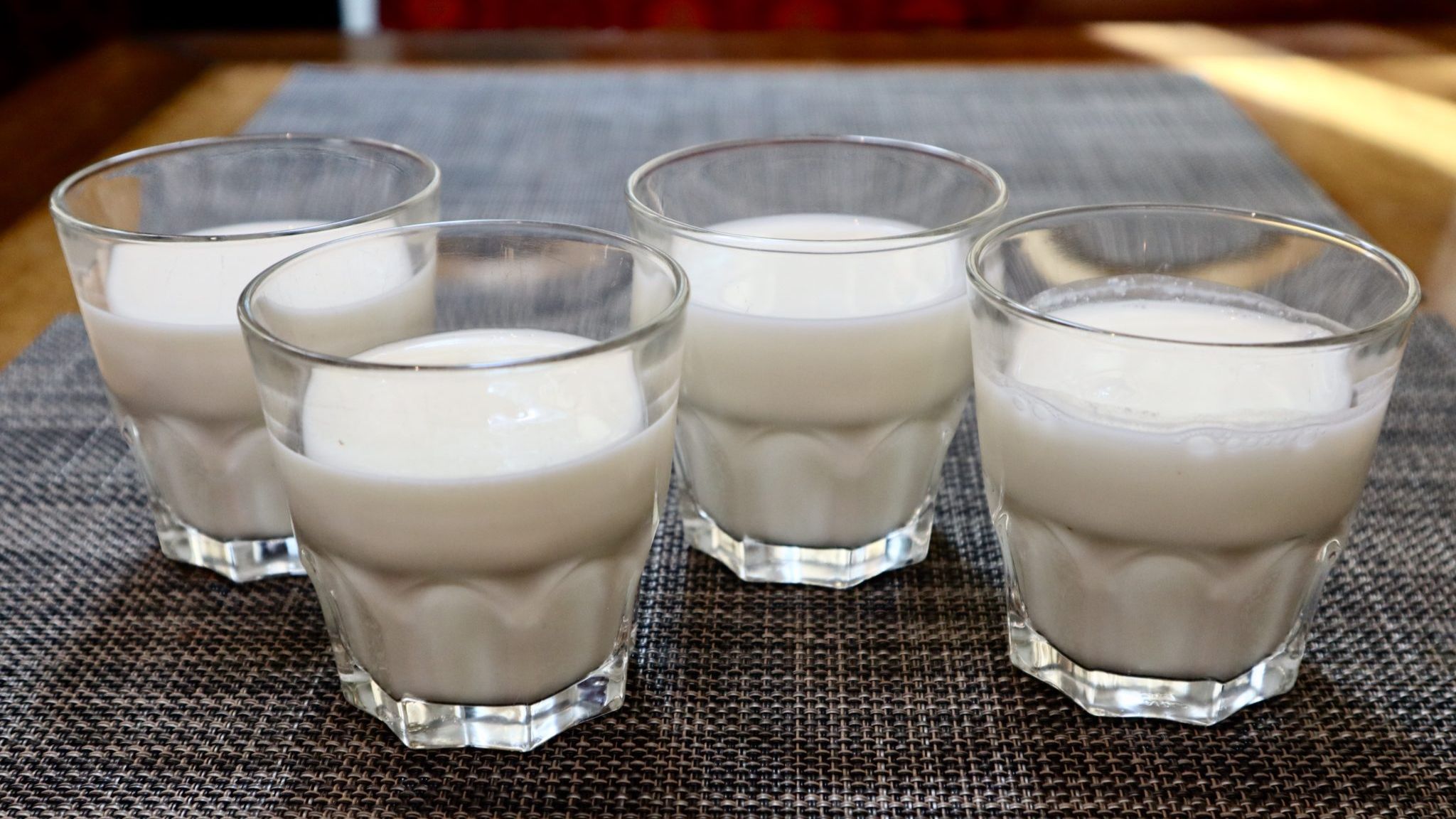インドの牛乳を徹底解説。ミルク消費量世界一!飲み方や使い方は インドの牛乳を徹底解説。ミルク消費量世界一!飲み方や使い方は