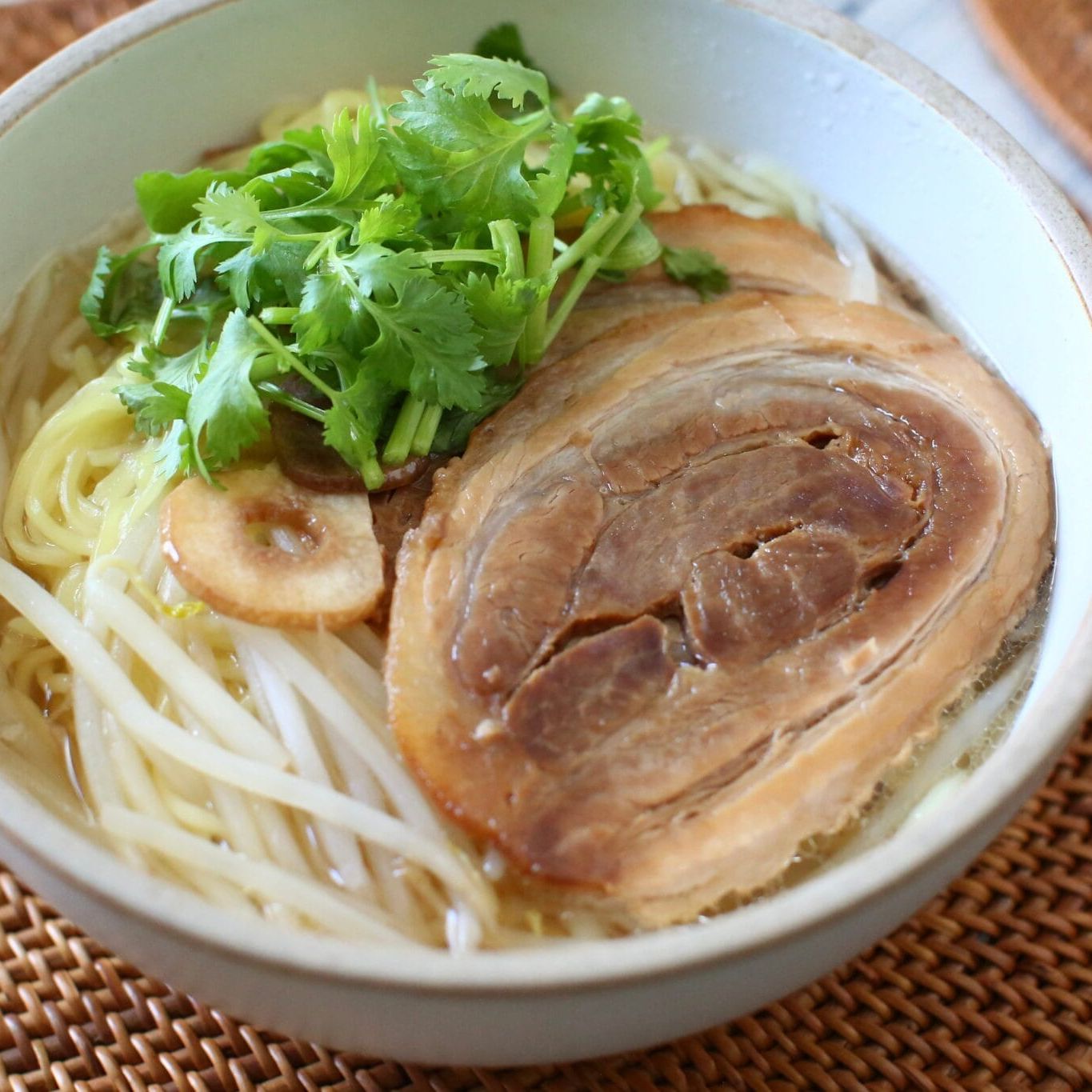 ナンプラー ラーメン