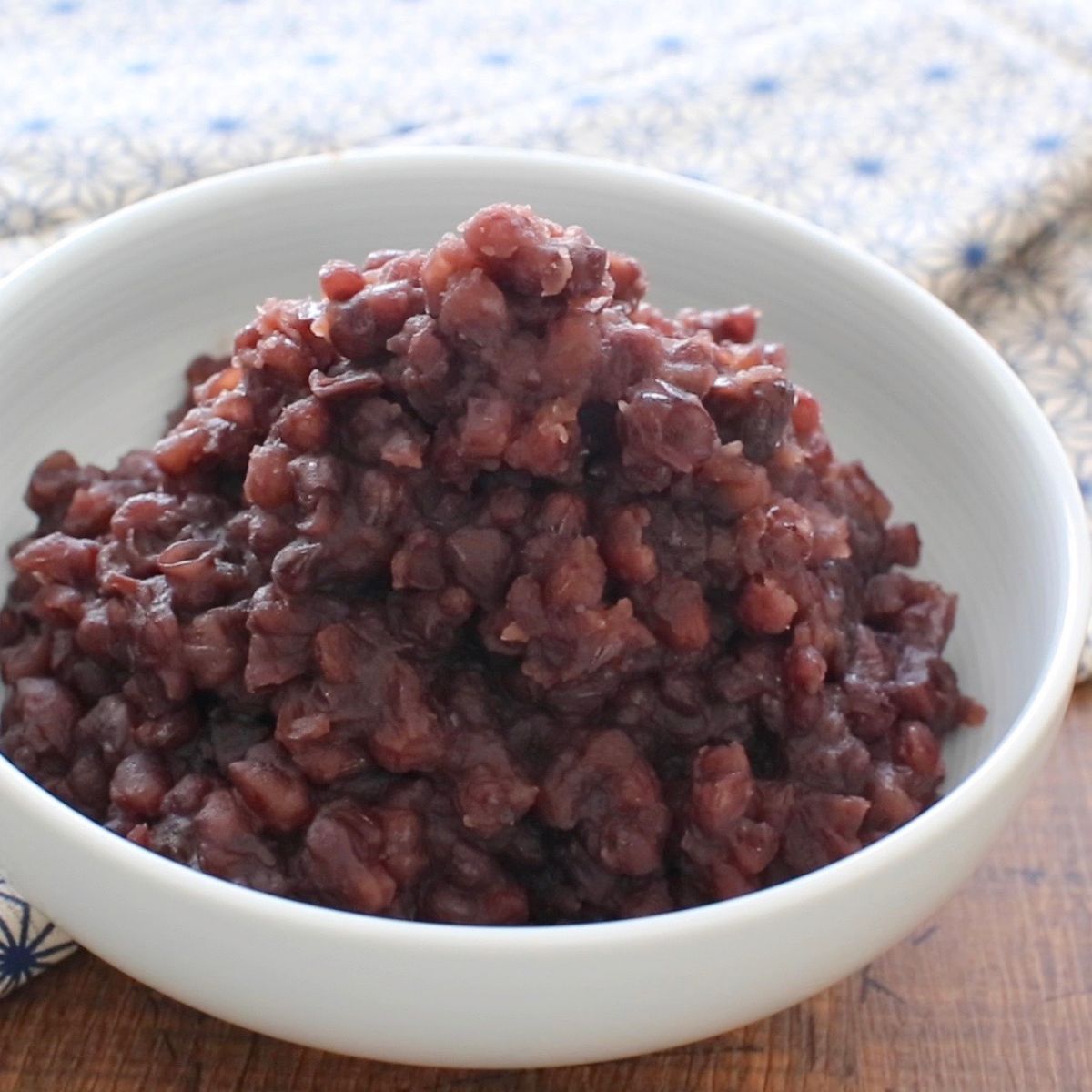 あんこ（つぶあん）のレシピ・作り方。小豆の美味しい煮方を解説