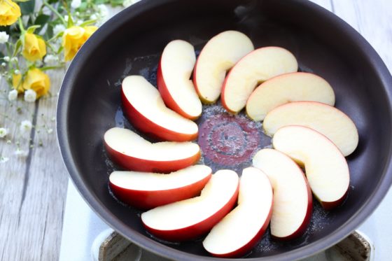焼きりんごのフライパンレシピ