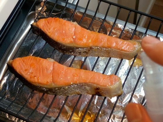 お弁当向けの鮭の焼き方