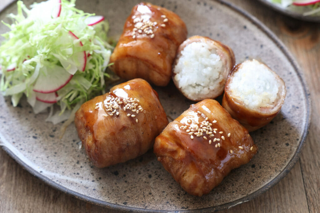 肉巻きおにぎりページ 楽天市場】送料無料 日向屋 肉巻きおにぎり SP 120g×20個（2箱
