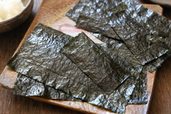 パリッと旨い！韓国海苔の作り方。人気の味付け海苔の簡単手作りレシピ。