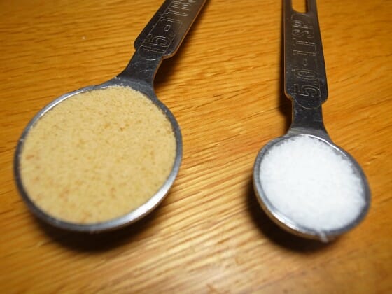 調味料の重さ一覧表。大さじ1・小さじ1は何グラム？塩や砂糖などの重量