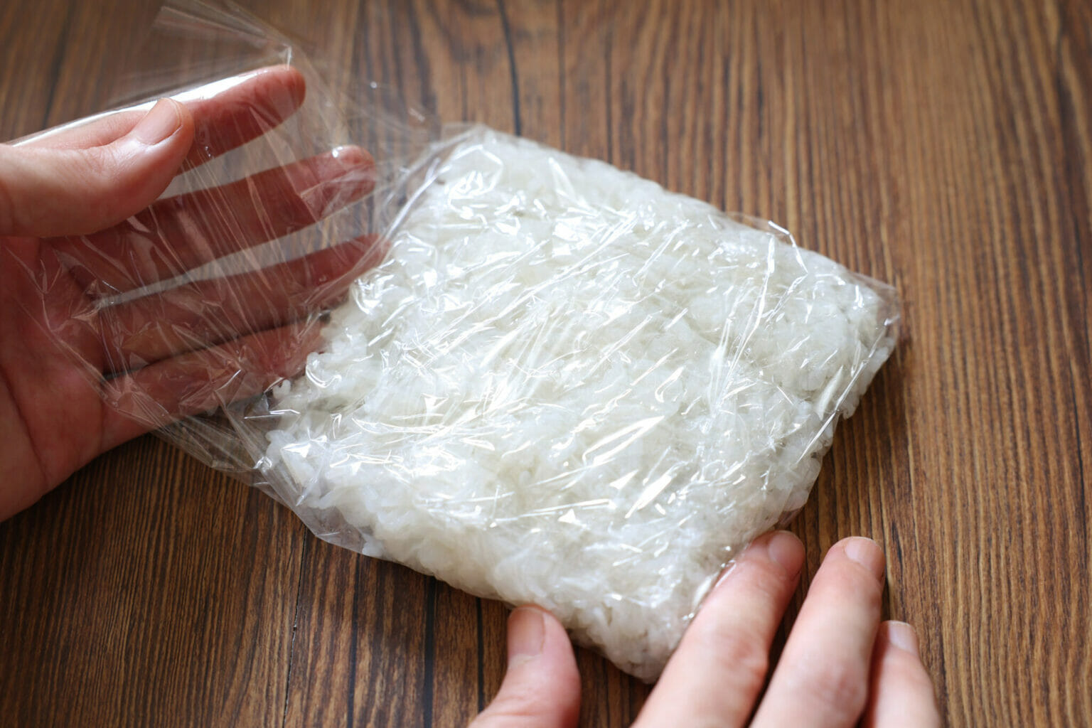 冷凍が一番!ご飯の保存方法。タッパーや容器よりもラップ&袋がおすすめ やまでら くみこ のレシピ 冷凍が一番!ご飯の保存方法。タッパーや容器よりもラップ&袋がおすすめ やまでら くみこ のレシピ