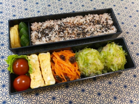 キャベツシュウマイを津付け合せにしたお弁当