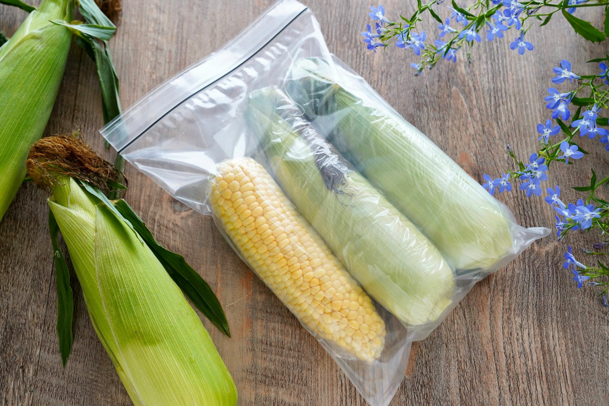 とうもろこしの保存。冷凍はイマイチ！冷蔵で早めに食べ切るのがお勧め やまでら くみこ のレシピ
