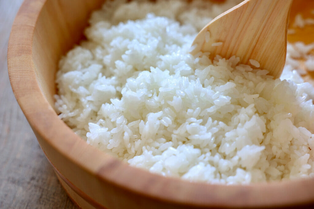 酢飯（寿司飯）とすし酢の作り方。1,2,3,4,5合の黄金比レシピ