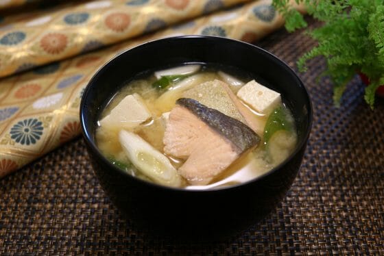 鮭のあら汁のレシピ。上田勝彦さんのおすすめ。
