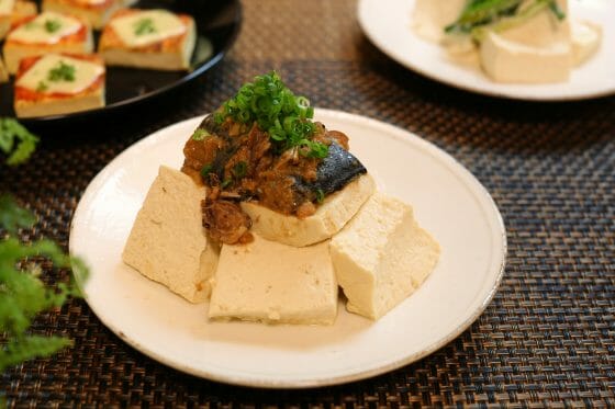 豆腐のダイエットレシピ。家事えもんの、レンチンさば味噌豆腐。
