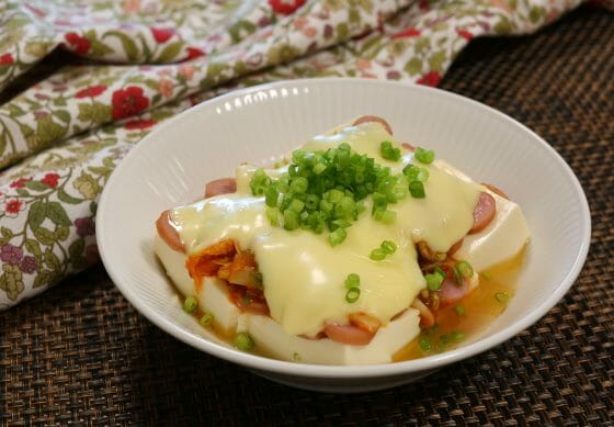 柳澤英子さんのキムチ豆腐のレシピ。電子レンジで作ります。