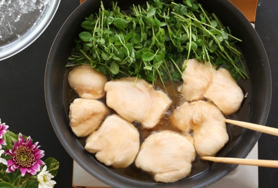 鶏むね肉と豆苗の煮物の作り方