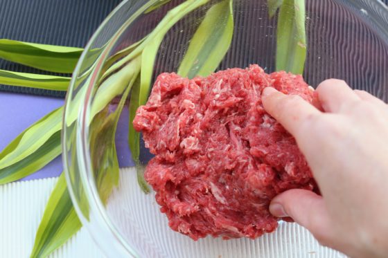 牛こま（牛細切れ肉・牛小間切れ肉）のハンバーグの作り方