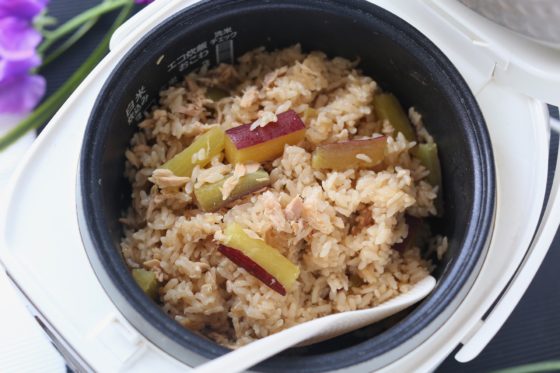 さつまいもとツナの炊き込みご飯の作り方