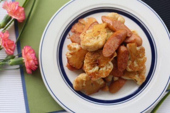 カリフラワーとウインナーのバター醤油炒めレシピ。お弁当にも!