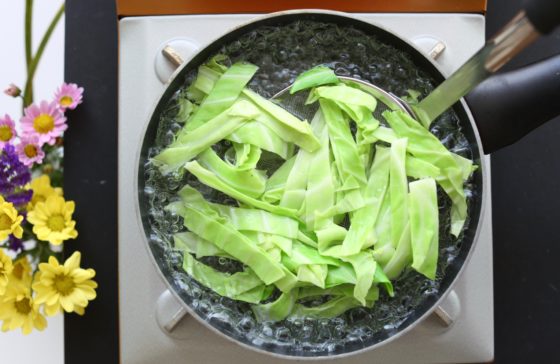 サラダチキンサンドイッチの作り方