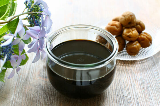 爽やかな風味！梅醤油の作り方。青梅の醤油漬けシンプルレシピ。