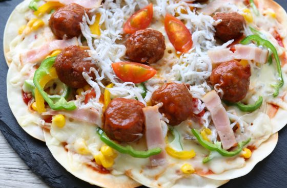 餃子の皮ピザのフライパンレシピ