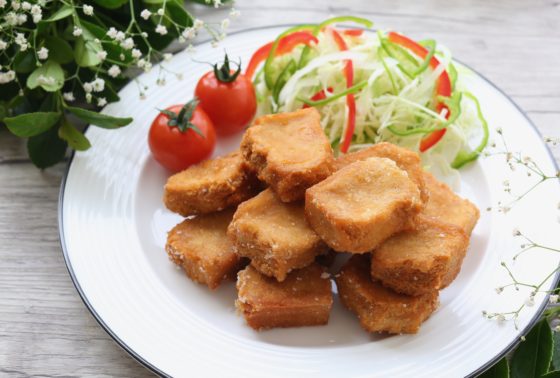 高野豆腐の唐揚げのレシピ。血糖値スパイクの抑制に効く料理。