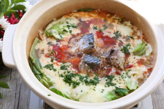 鯖缶とトマトのイタリアン鍋。世界一受けたい授業のコク旨レシピ。