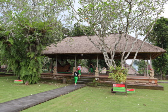 タマンアユン寺院の集会所