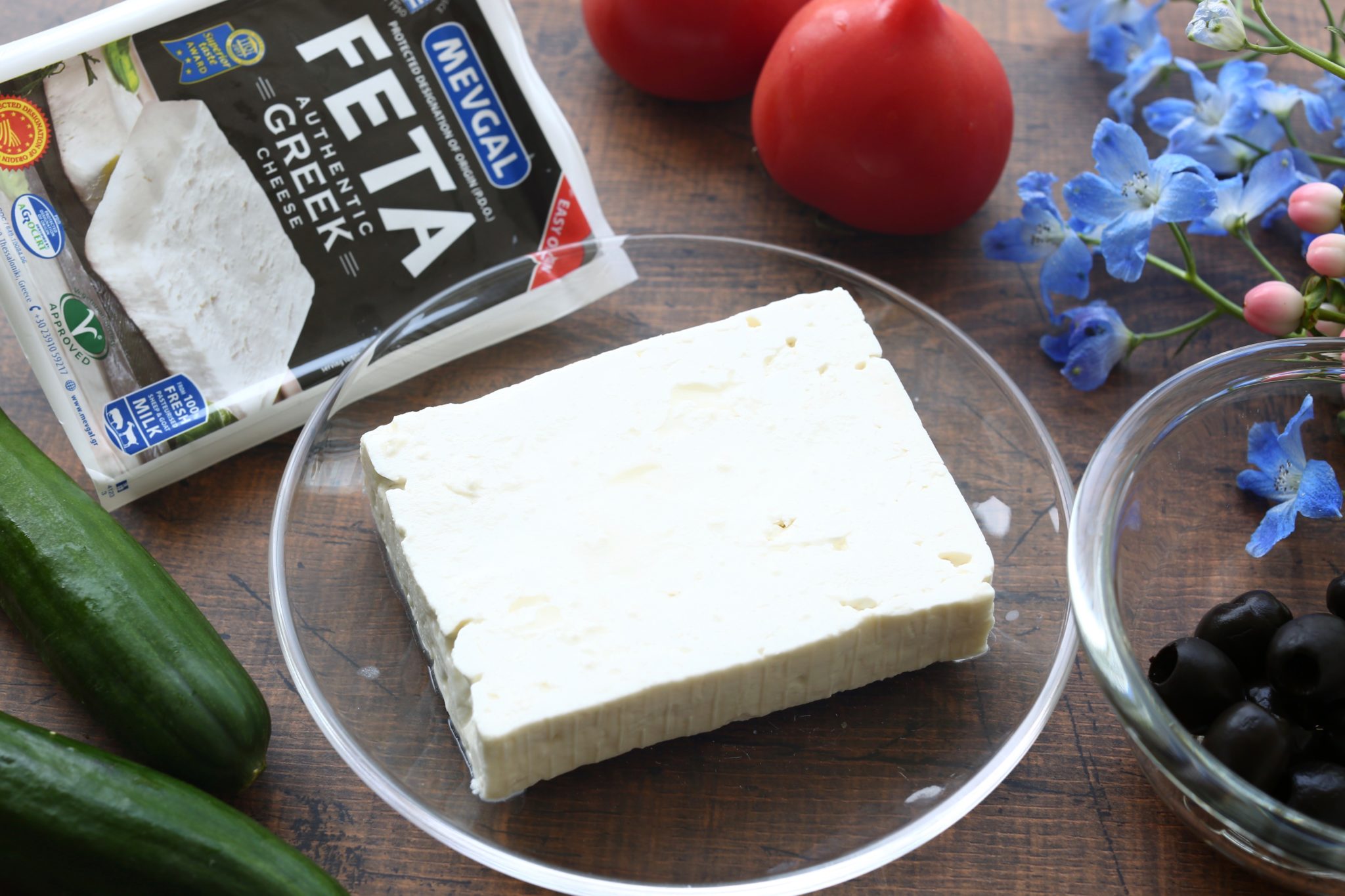 フェタチーズはギリシャの国民的チーズ。食べ方や保存など徹底解説！ やまでら くみこ のレシピ