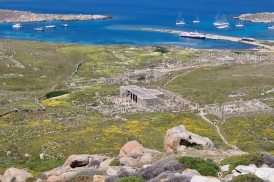 ギリシャ・デロス島の見所を写真で紹介！行き方や歴史的背景も解説。