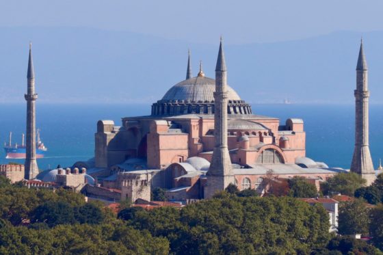 アヤソフィアの見どころ！イスタンブールの歴史が詰まった大聖堂。