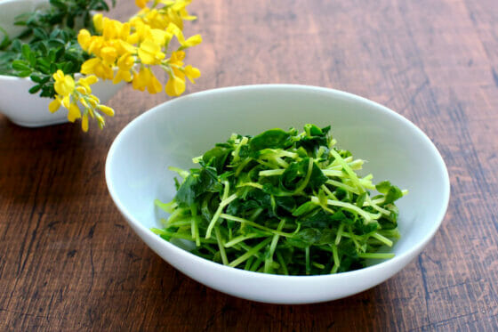 豆苗ナムルのレシピ。レンジで簡単！食べやすい。