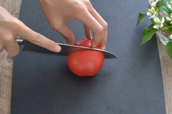 トマトキムチのトマトの切り方