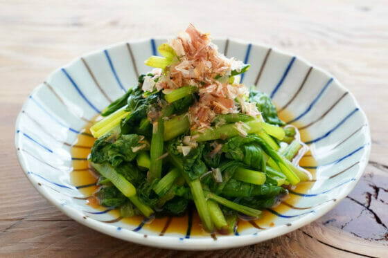 小松菜のおひたし！めんつゆを使ったお浸しの簡単レンジレシピ。
