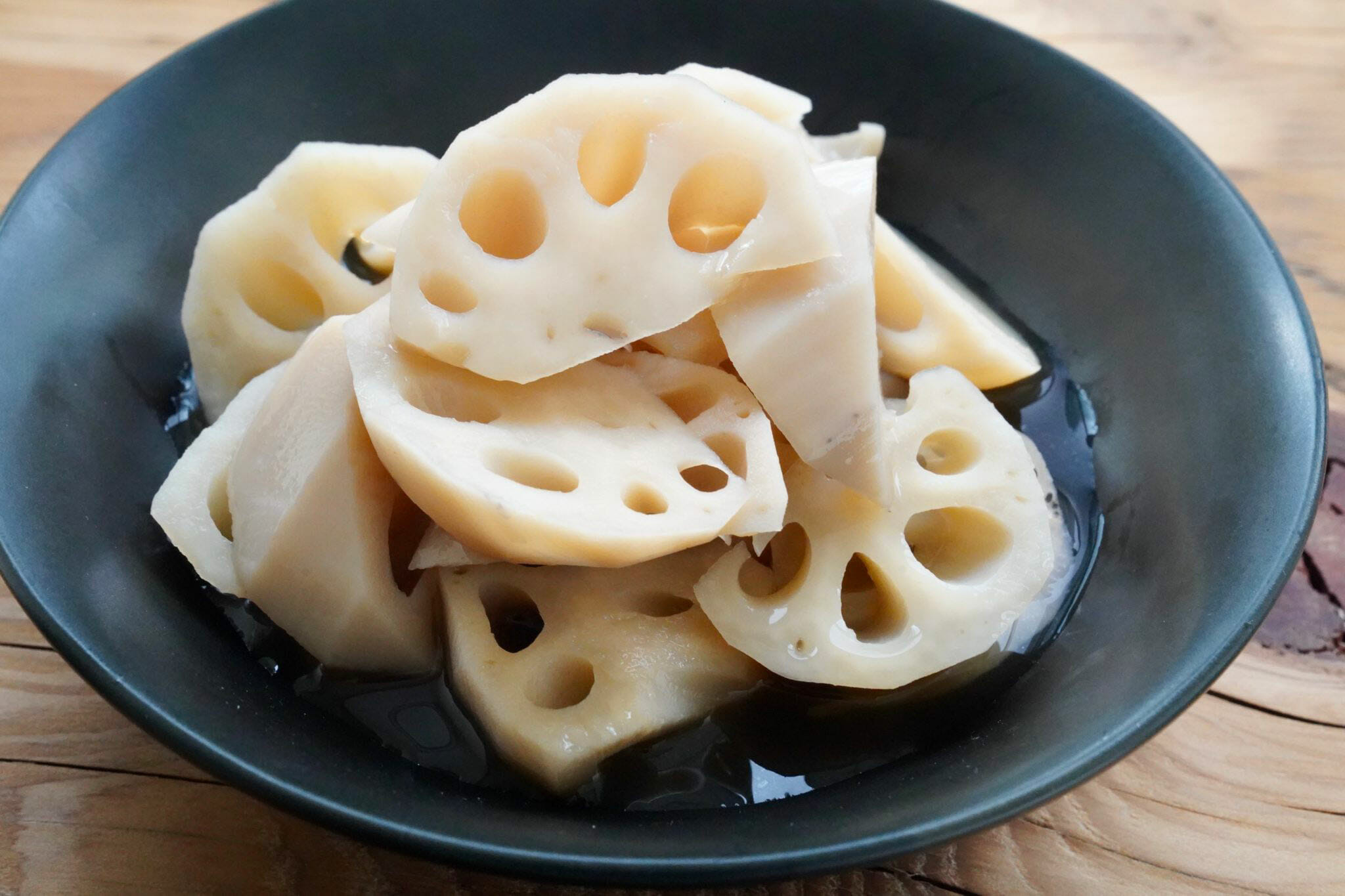 れんこんだけが旨い!れんこんの煮物。下ごしらえが簡単なシンプルレシピ | やまでら くみこ のレシピ