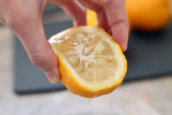 風味と栄養がアップする柚子の絞り方