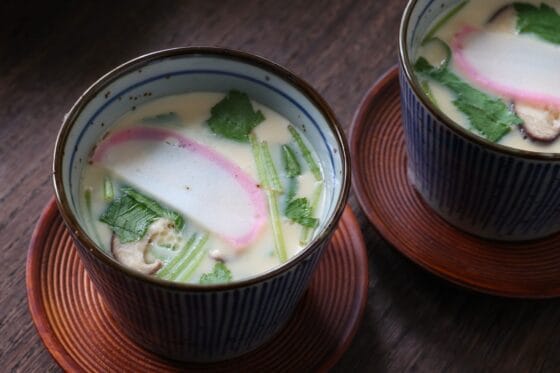 お正月食べ物おせち以外（茶碗蒸し）