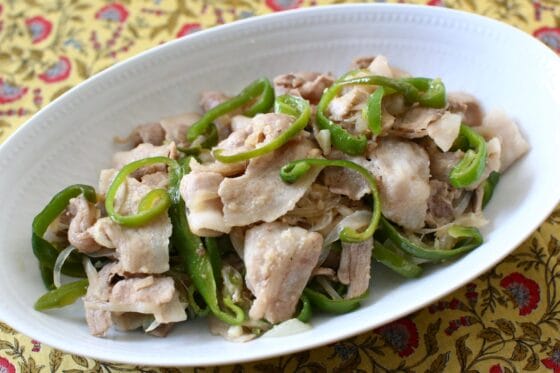 豚バラとピーマン炒め｜ご飯がすすむ洋風おかず！旨みと酸味が絶妙