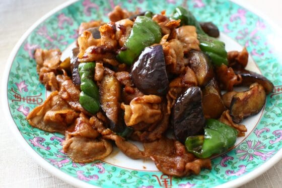 豚肉なすピーマンの回鍋肉風炒めレシピ｜コク旨でご飯がすすむ！