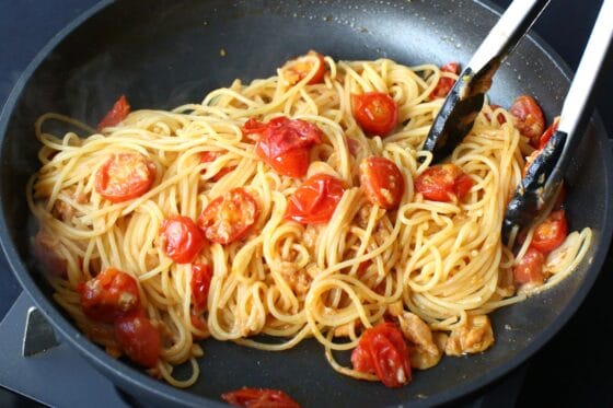 完成したトマトツナパスタ