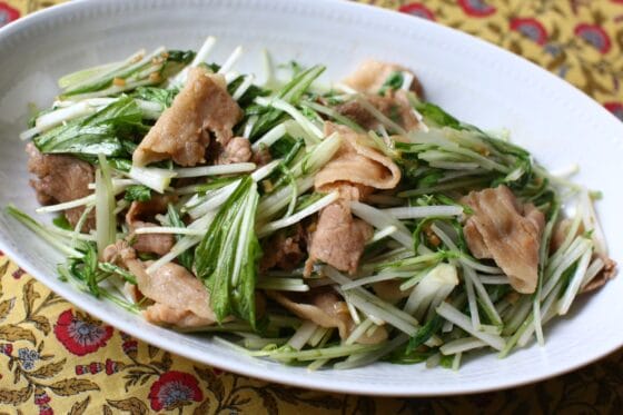 水菜と豚肉のオイスターソース炒め｜シャキシャキおいしい、簡単中華風レシピ