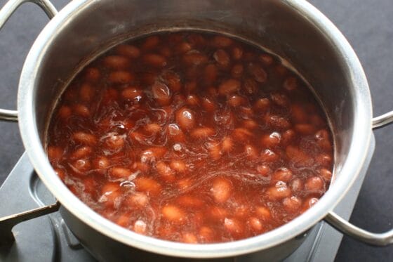 煮終えた金時豆