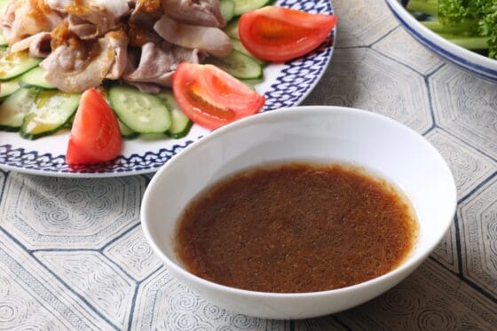 玉ねぎドレッシングのレシピ｜さっぱりコクうま！万能ドレッシングの作り方