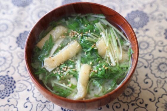 水菜の味噌汁のレシピ｜香りと食感を生かす、やさしい仕上がり