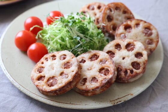 れんこんのはさみ揚げレシピ｜赤味噌入りでコクのある定番おかず