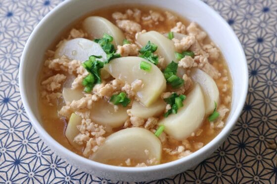 かぶのそぼろあんかけ（そぼろ煮）のレシピ｜かぶの甘みを生かした定番おかず