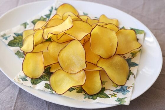 さつまいもチップスの作り方｜低温でパリッと仕上げる失敗しにくいレシピ