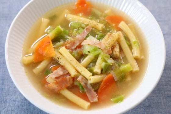 マカロニスープのレシピ｜簡単に作れるやさしい味の基本スープ