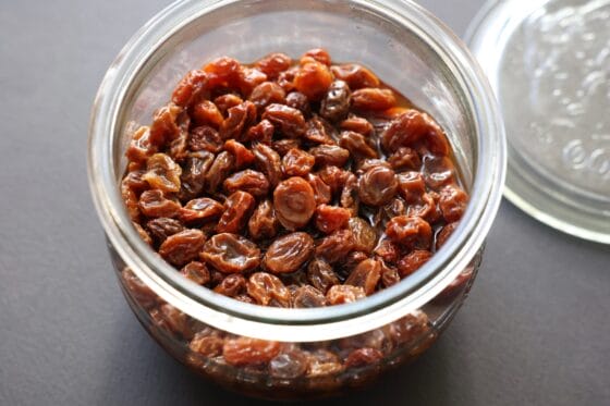 アルコール控えめで食べやすいラムレーズン