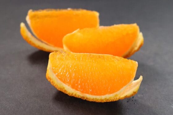 デコポンをくし切りにして手軽に食べる方法