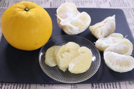 文旦の食べ方｜基本の剥き方と、果肉をきれいに取り出す切り方