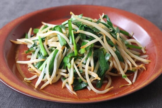 ニラもやし炒めのレシピ｜シャキッと仕上がる簡単な作り方